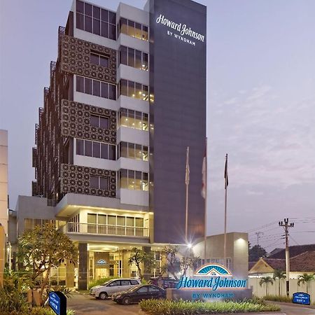 Howard Johnson By Wyndham Pekalongan Zewnętrze zdjęcie