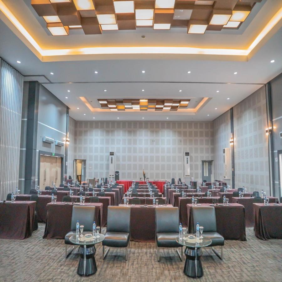 Howard Johnson By Wyndham Pekalongan Zewnętrze zdjęcie