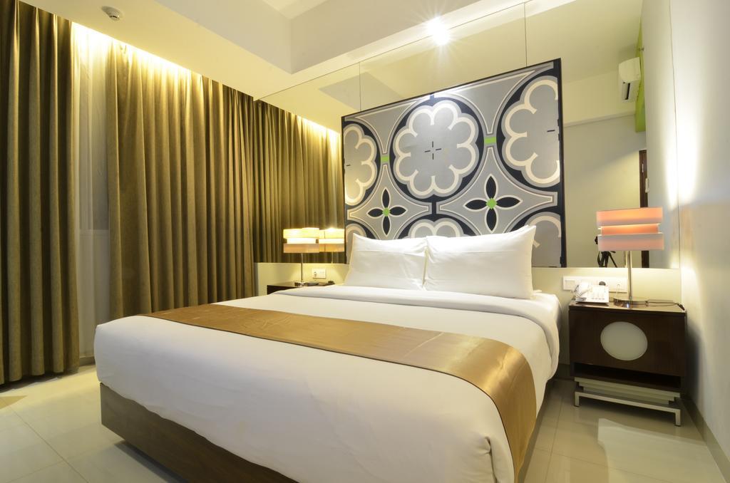 Howard Johnson By Wyndham Pekalongan Zewnętrze zdjęcie