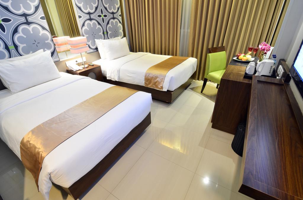 Howard Johnson By Wyndham Pekalongan Zewnętrze zdjęcie
