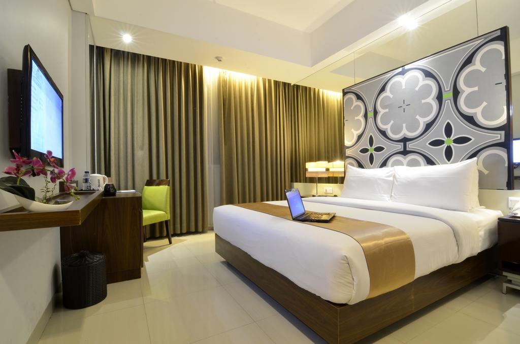 Howard Johnson By Wyndham Pekalongan Zewnętrze zdjęcie