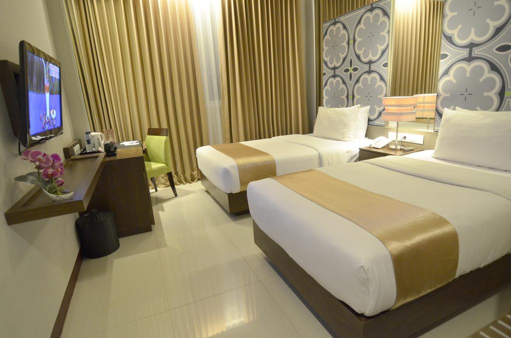 Howard Johnson By Wyndham Pekalongan Zewnętrze zdjęcie